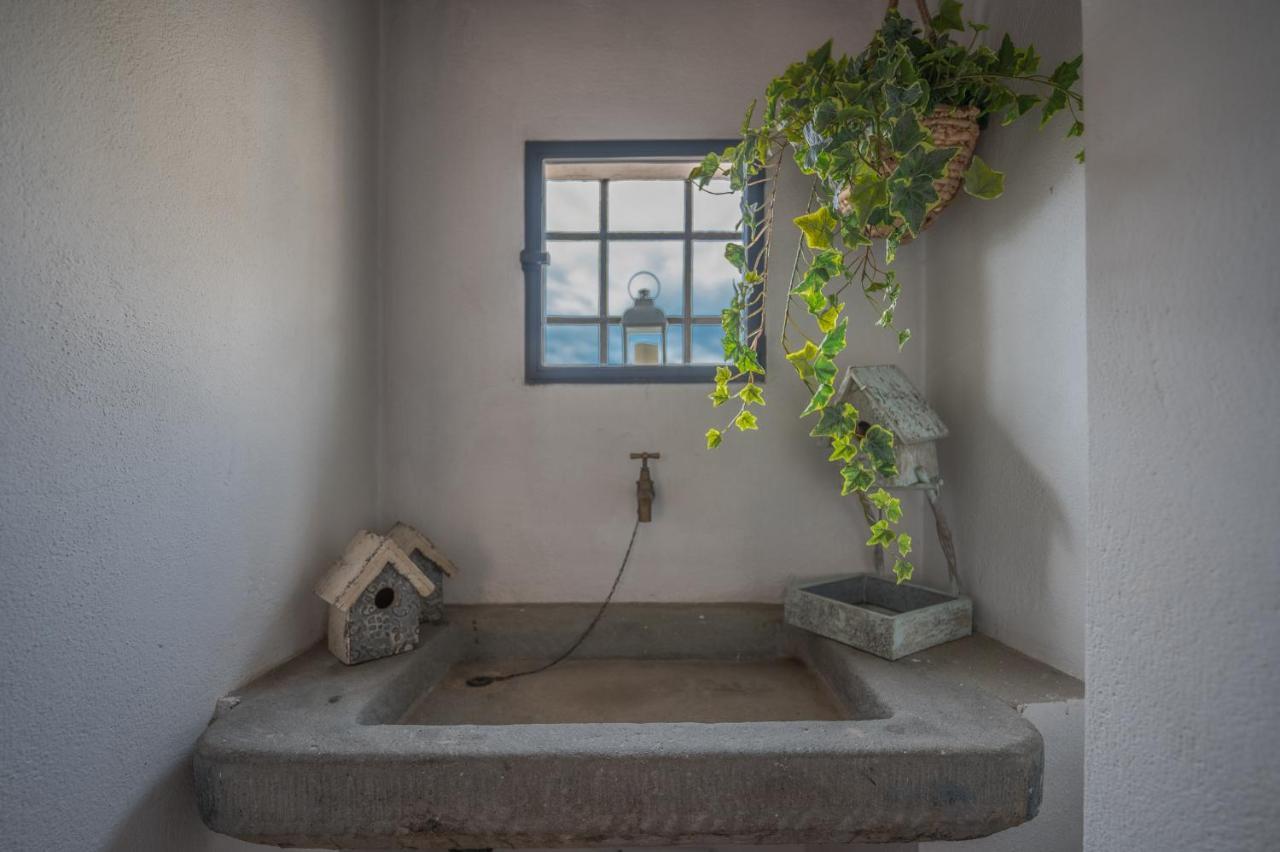 Via Lamberti, 3 - Florence Charming Apartments - Charming And Historic 5Th-Floor Attic Apartment With Elevator In A Building At The Heart Of Vibrant Florence, Just A 2-Minute Walk From All Attractions ภายนอก รูปภาพ
